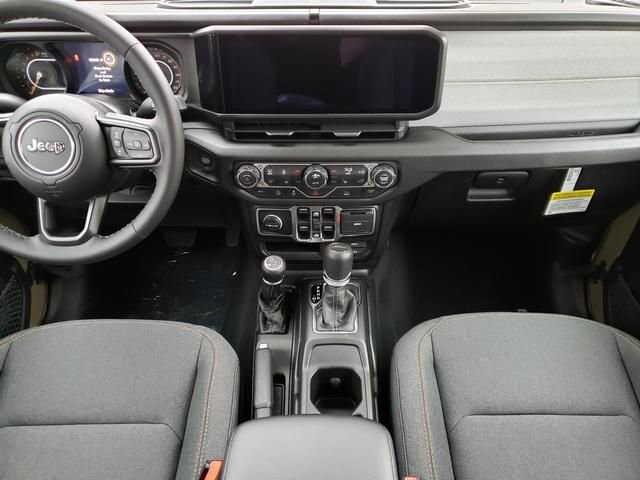 2026 Jeep Gladiator in Bedford, OH 44146 - 18126600 8