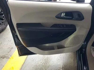 2023 Chrysler Pacifica in Wadena, MN 56482 - 18126615 8