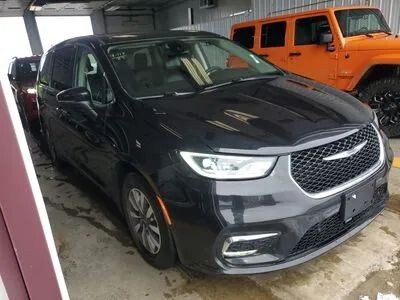 2023 Chrysler Pacifica in Wadena, MN 56482 - 18126615 2