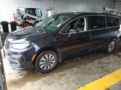2023 Chrysler Pacifica in Wadena, MN 56482 - 18126615