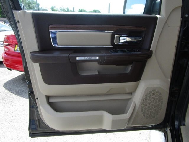 2013 RAM 1500 in Tampa, FL 33604-6914 - 18126619 17