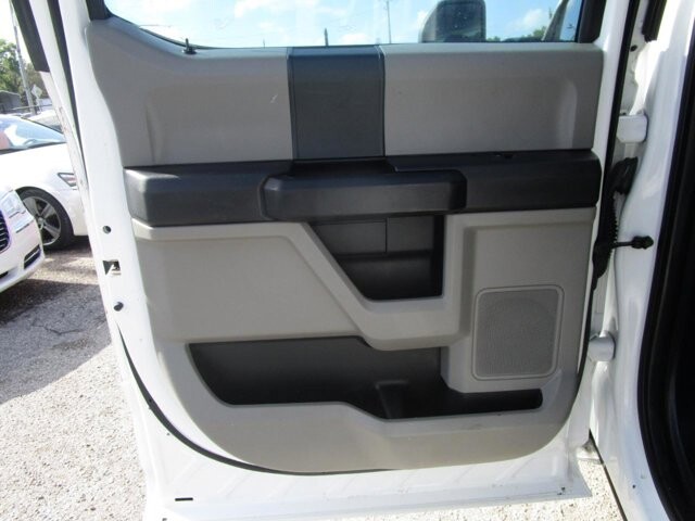 2017 Ford F250 in Tampa, FL 33604-6914 - 18126621 18
