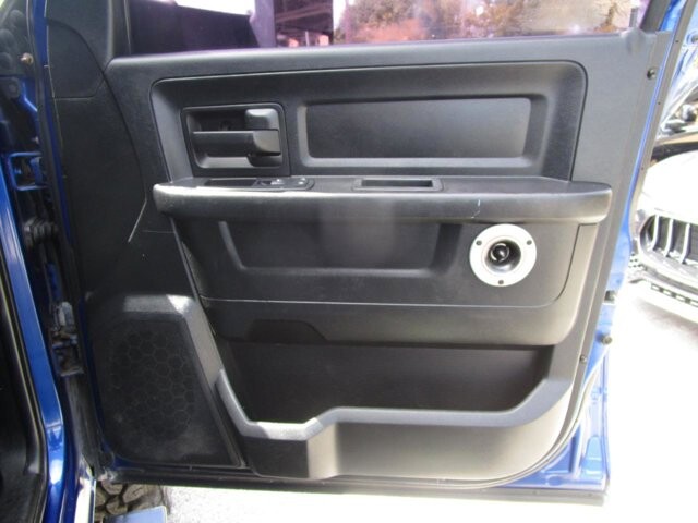 2014 RAM 1500 in Tampa, FL 33604-6914 - 18126622 15