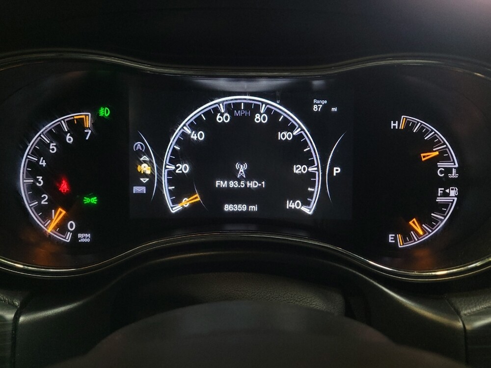 2019 Jeep Grand Cherokee in Fresno, CA 93726 - 18126624 23