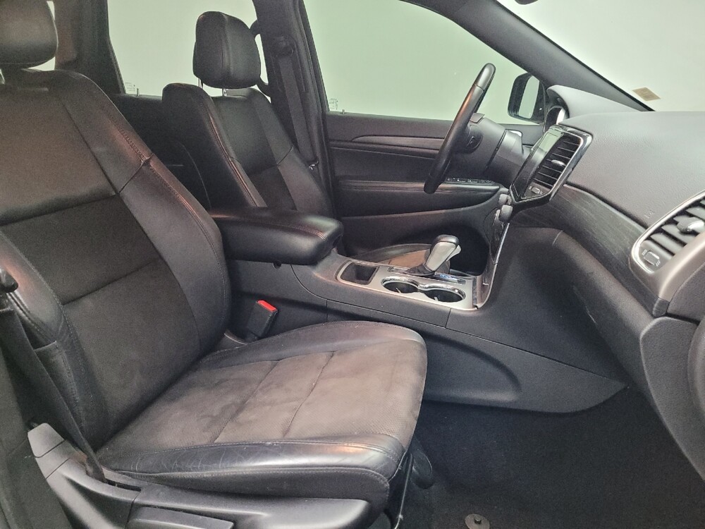 2019 Jeep Grand Cherokee in Fresno, CA 93726 - 18126624 21