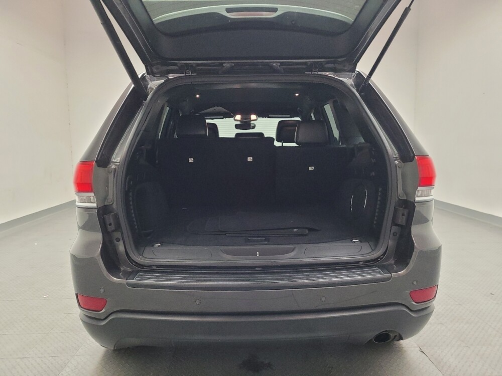 2019 Jeep Grand Cherokee in Fresno, CA 93726 - 18126624 29