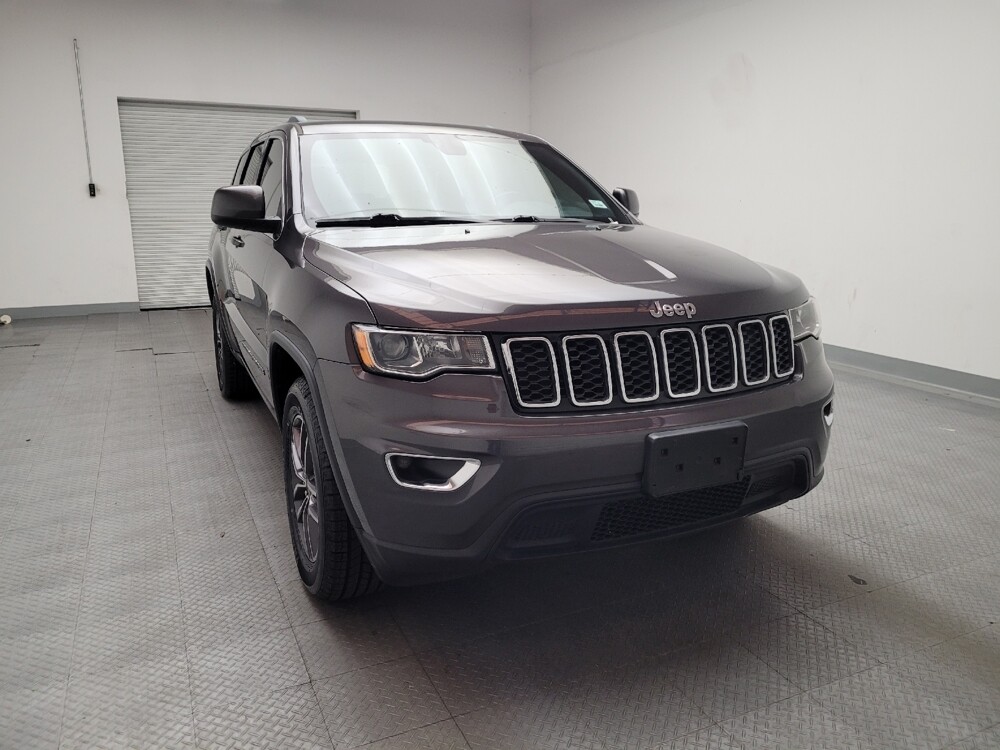 2019 Jeep Grand Cherokee in Fresno, CA 93726 - 18126624 14