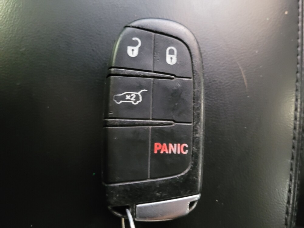 2019 Jeep Grand Cherokee in Fresno, CA 93726 - 18126624 32