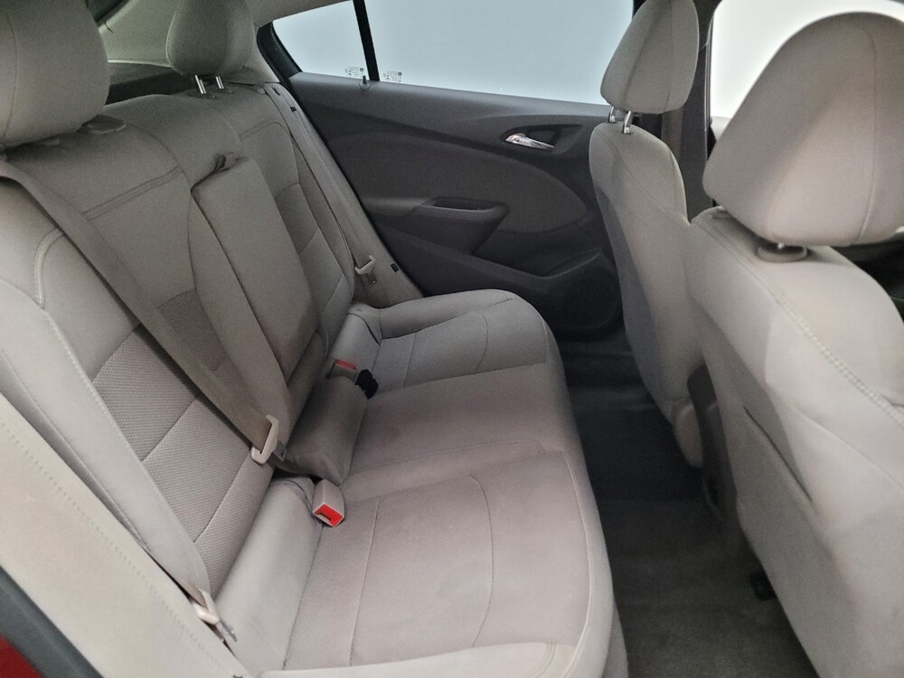 2018 Chevrolet Cruze in Riverside, CA 92504 - 18126625 19