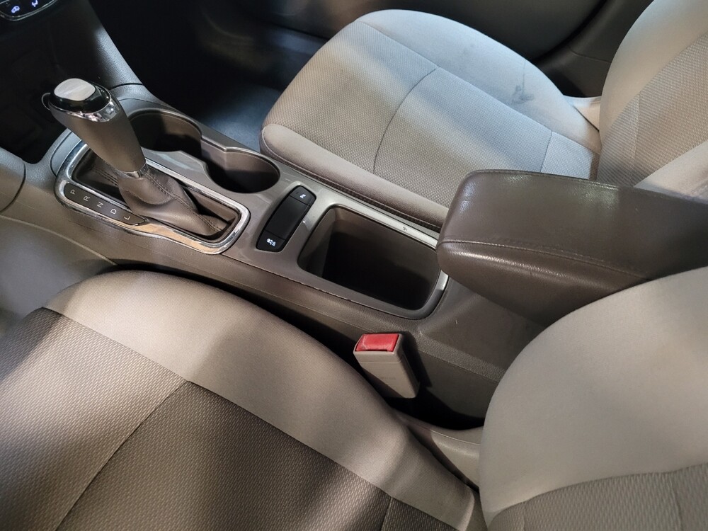 2018 Chevrolet Cruze in Riverside, CA 92504 - 18126625 26