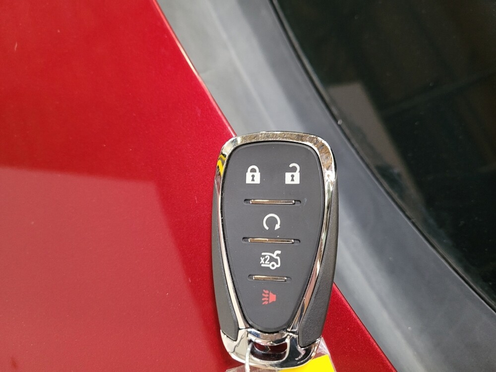 2018 Chevrolet Cruze in Riverside, CA 92504 - 18126625 32