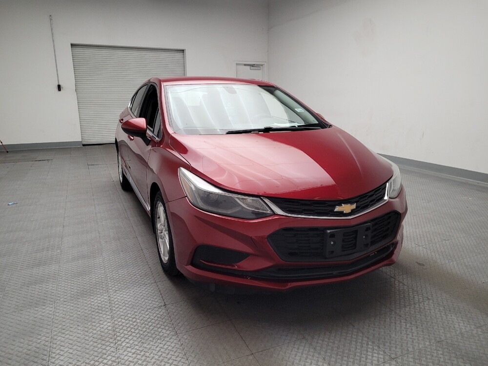 2018 Chevrolet Cruze in Riverside, CA 92504 - 18126625 14