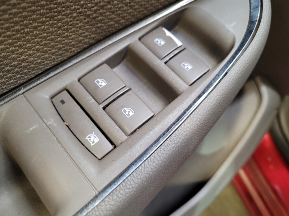 2018 Chevrolet Cruze in Riverside, CA 92504 - 18126625 27