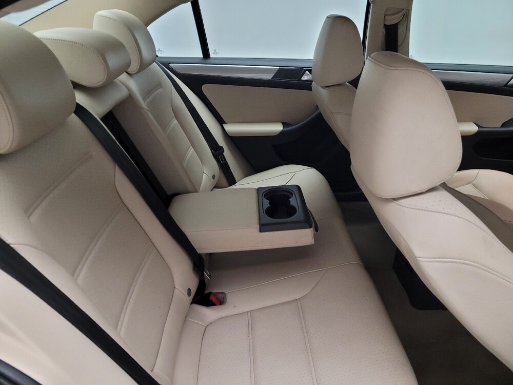 2015 Volkswagen Jetta in Downey, CA 90241 - 18126626 19