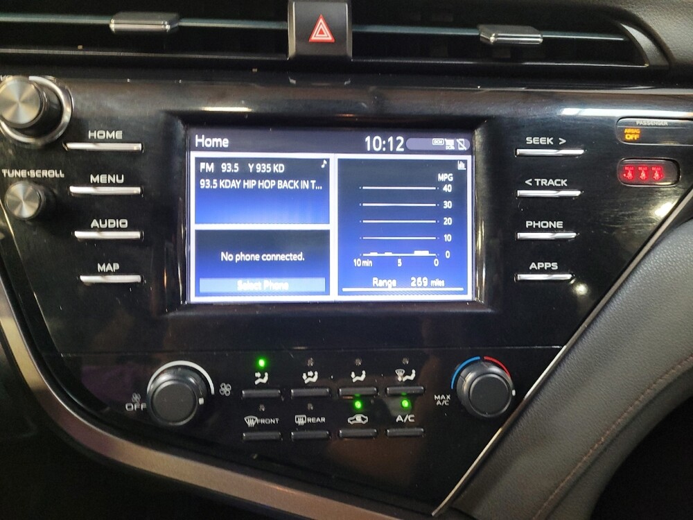 2019 Toyota Camry in Riverside, CA 92504 - 18126632 25