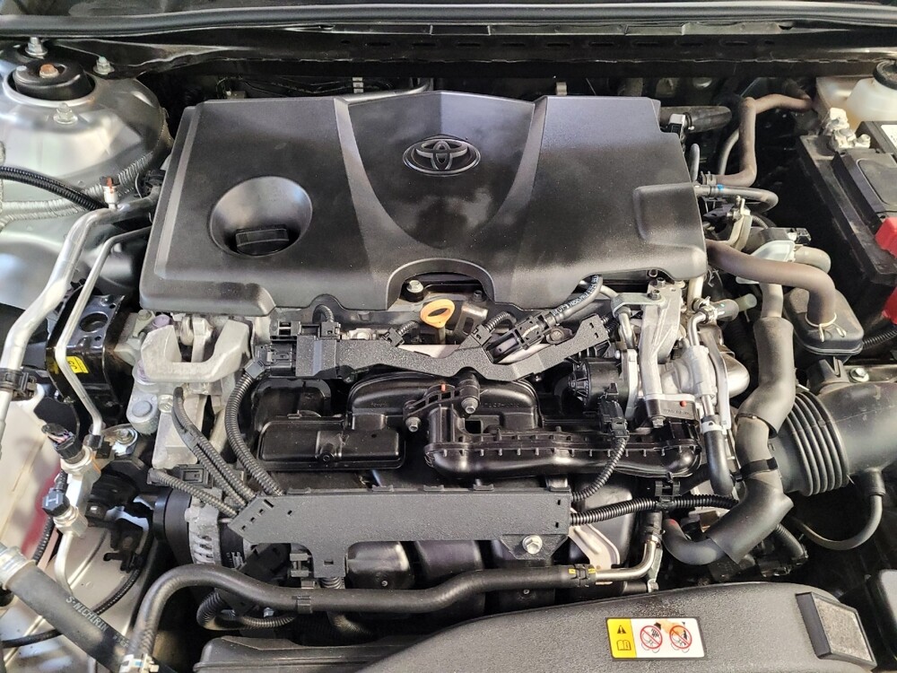 2019 Toyota Camry in Riverside, CA 92504 - 18126632 30