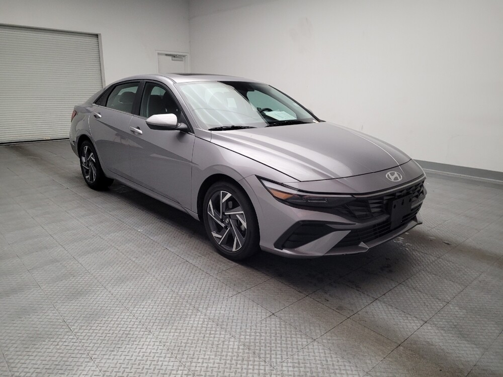 2025 Hyundai Elantra in El Cajon, CA 92020 - 18126635 13