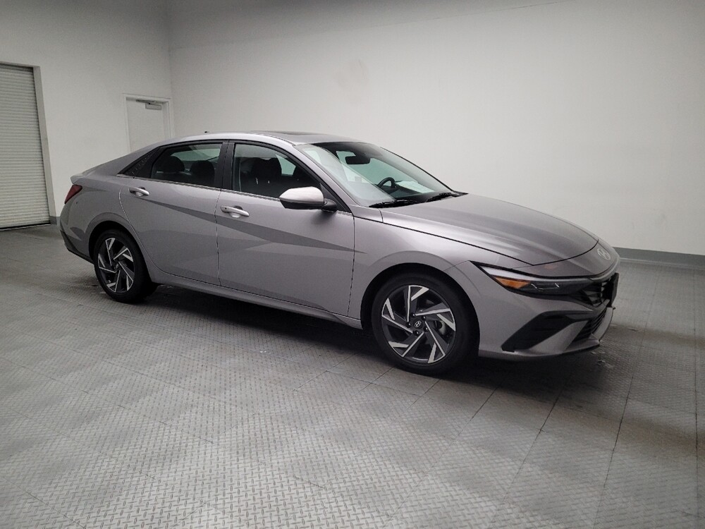 2025 Hyundai Elantra in El Cajon, CA 92020 - 18126635 11