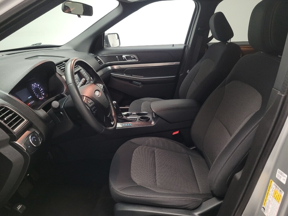 2018 Ford Explorer in Downey, CA 90241 - 18126636 17