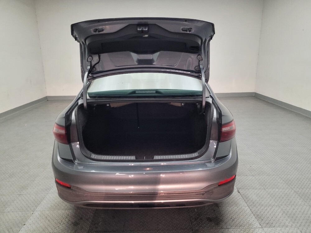 2025 Volkswagen Jetta in Montclair, CA 91763 - 18126637 29