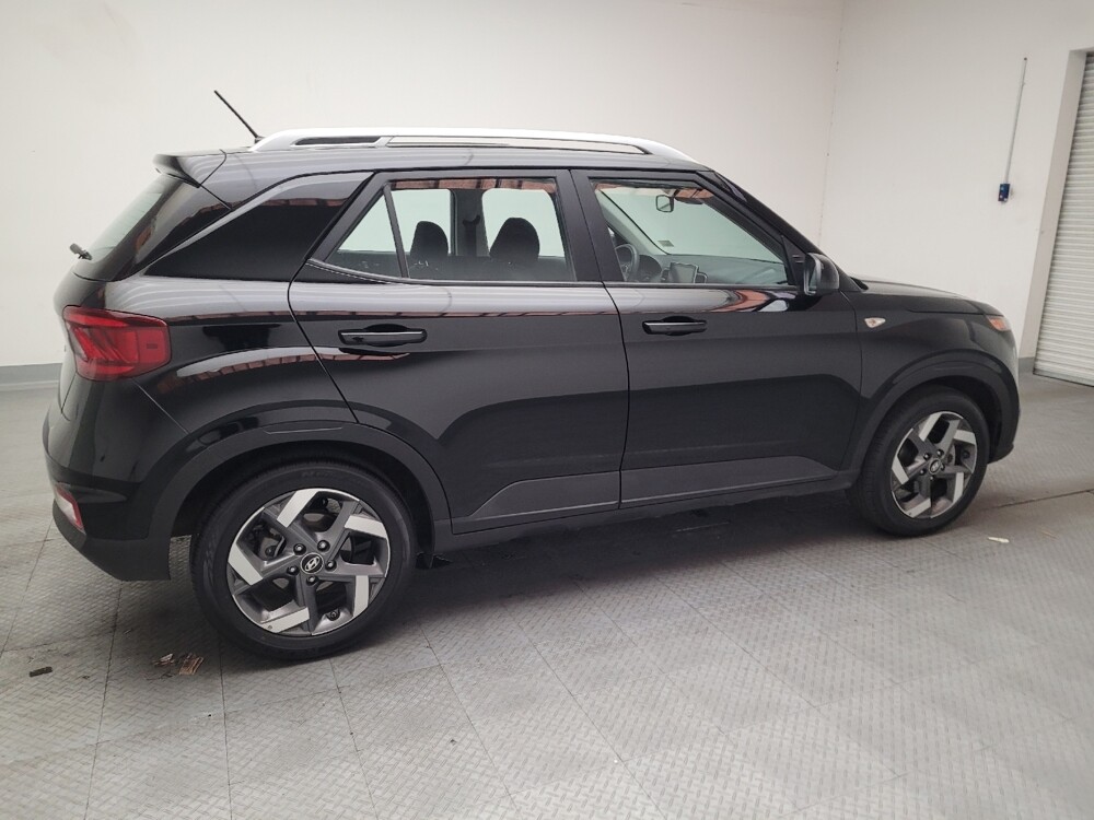 2025 Hyundai Venue in Montclair, CA 91763 - 18126639 10