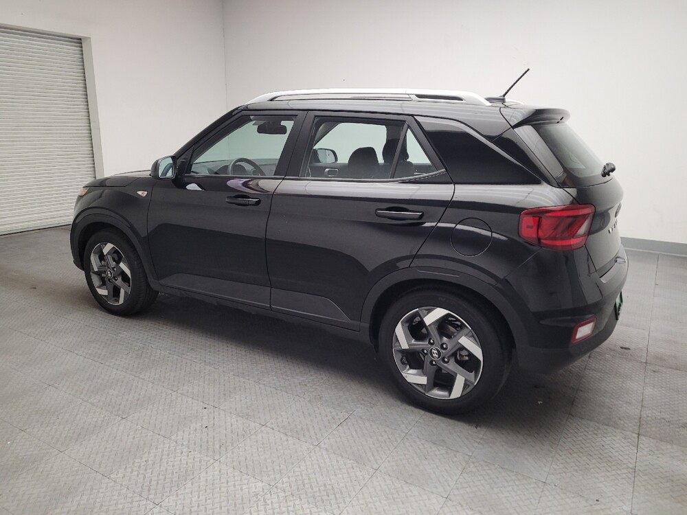 2025 Hyundai Venue in Montclair, CA 91763 - 18126639 3