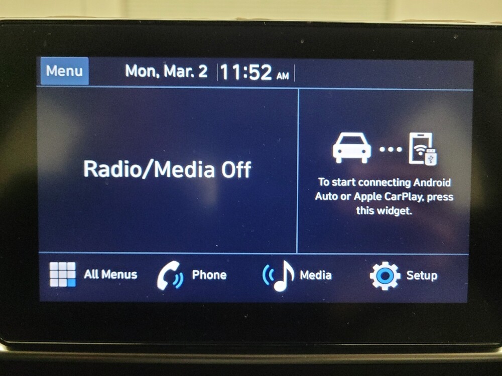 2025 Hyundai Venue in Montclair, CA 91763 - 18126639 25