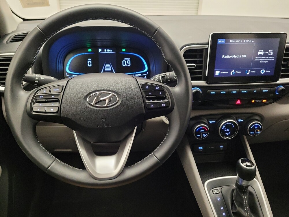 2025 Hyundai Venue in Montclair, CA 91763 - 18126639 22