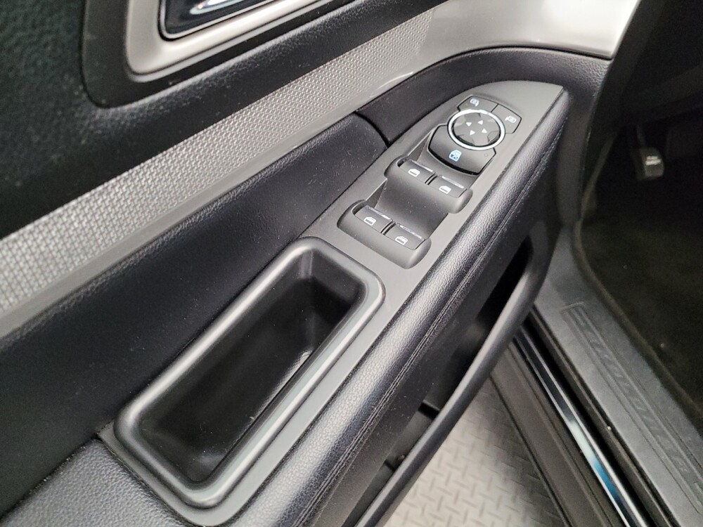 2017 Ford Explorer in Downey, CA 90241 - 18126647 27