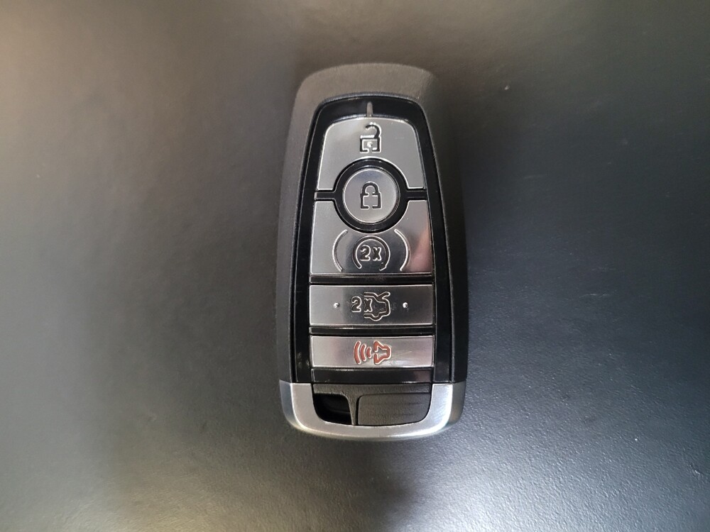 2018 Ford Explorer in El Cajon, CA 92020 - 18126648 32