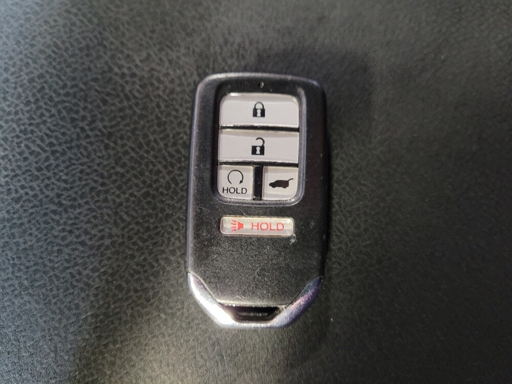 2018 Honda CR-V in Fresno, CA 93726 - 18126649 32