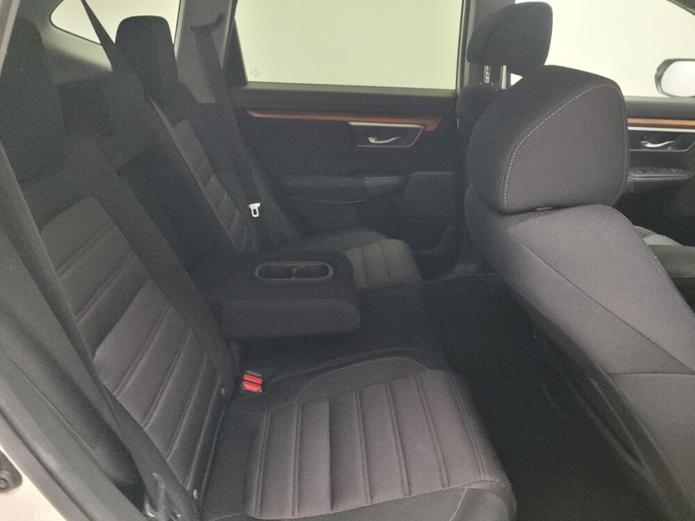 2018 Honda CR-V in Fresno, CA 93726 - 18126649 19