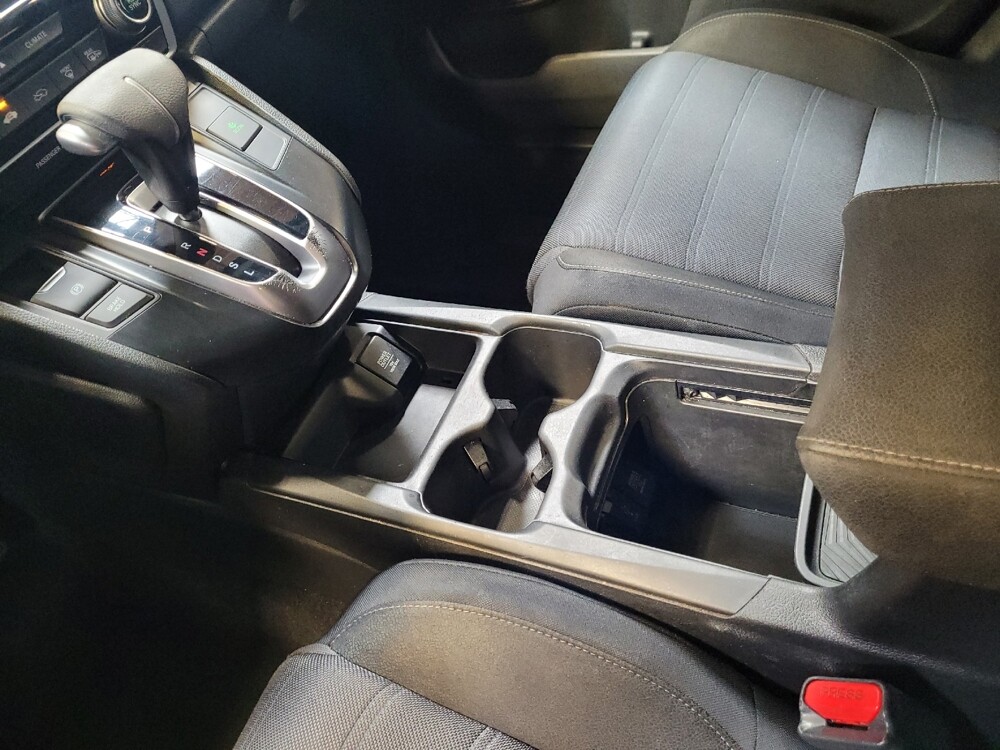 2018 Honda CR-V in Fresno, CA 93726 - 18126649 26