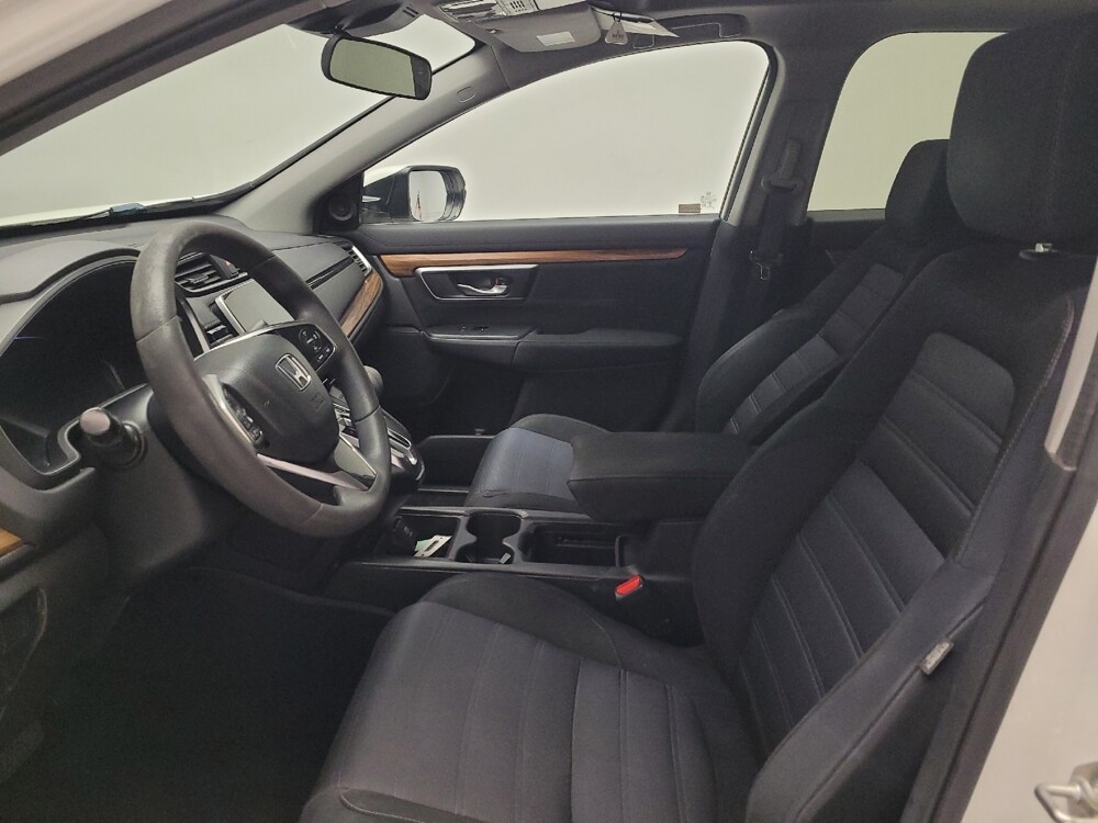 2018 Honda CR-V in Fresno, CA 93726 - 18126649 17