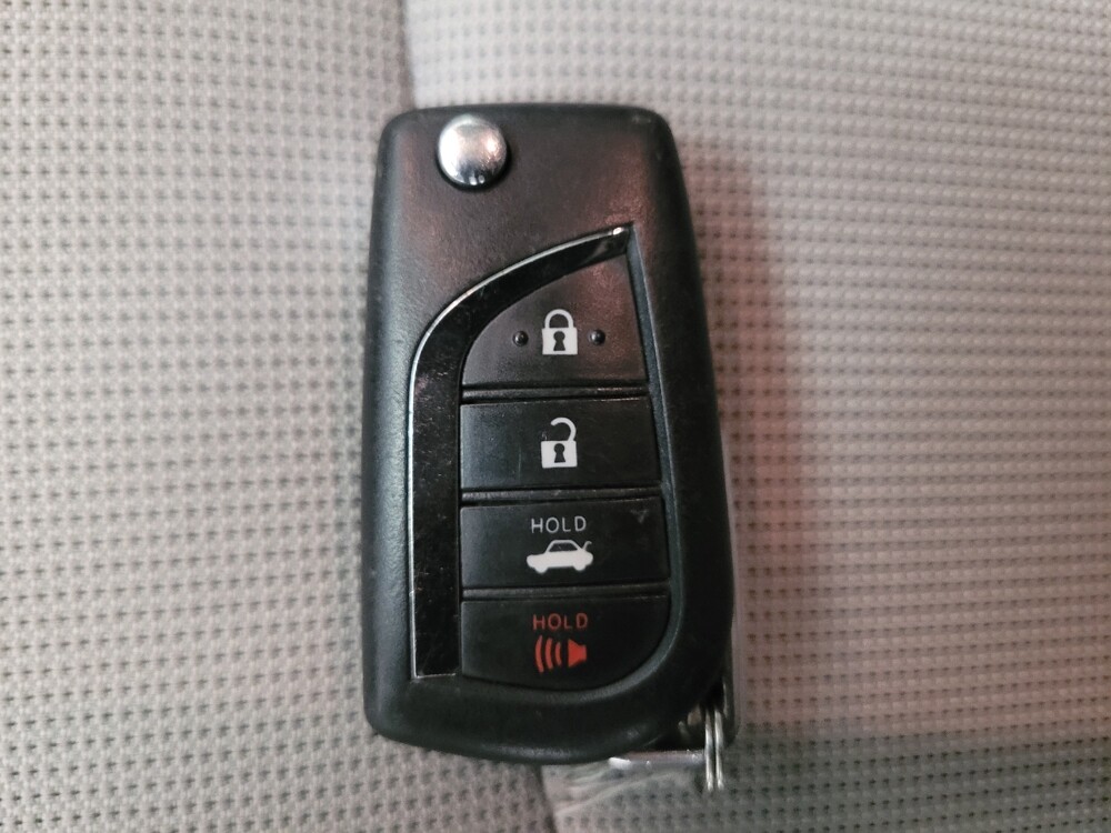 2021 Toyota Corolla in Montclair, CA 91763 - 18126650 32