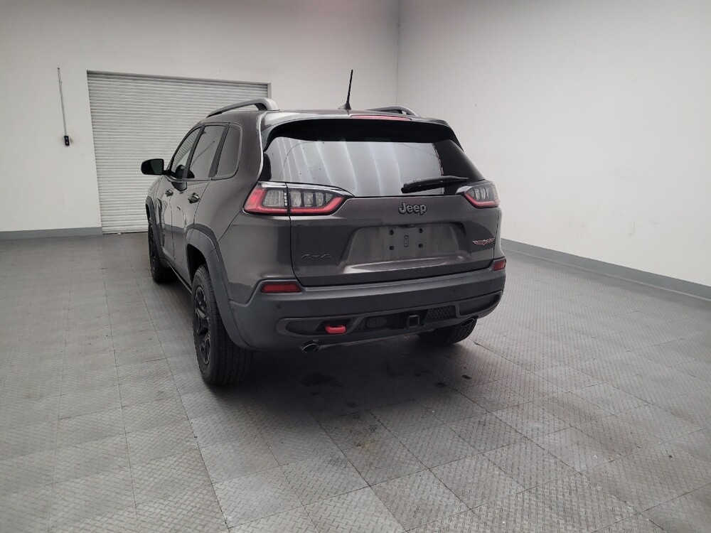 2019 Jeep Cherokee in Downey, CA 90241 - 18126652 6