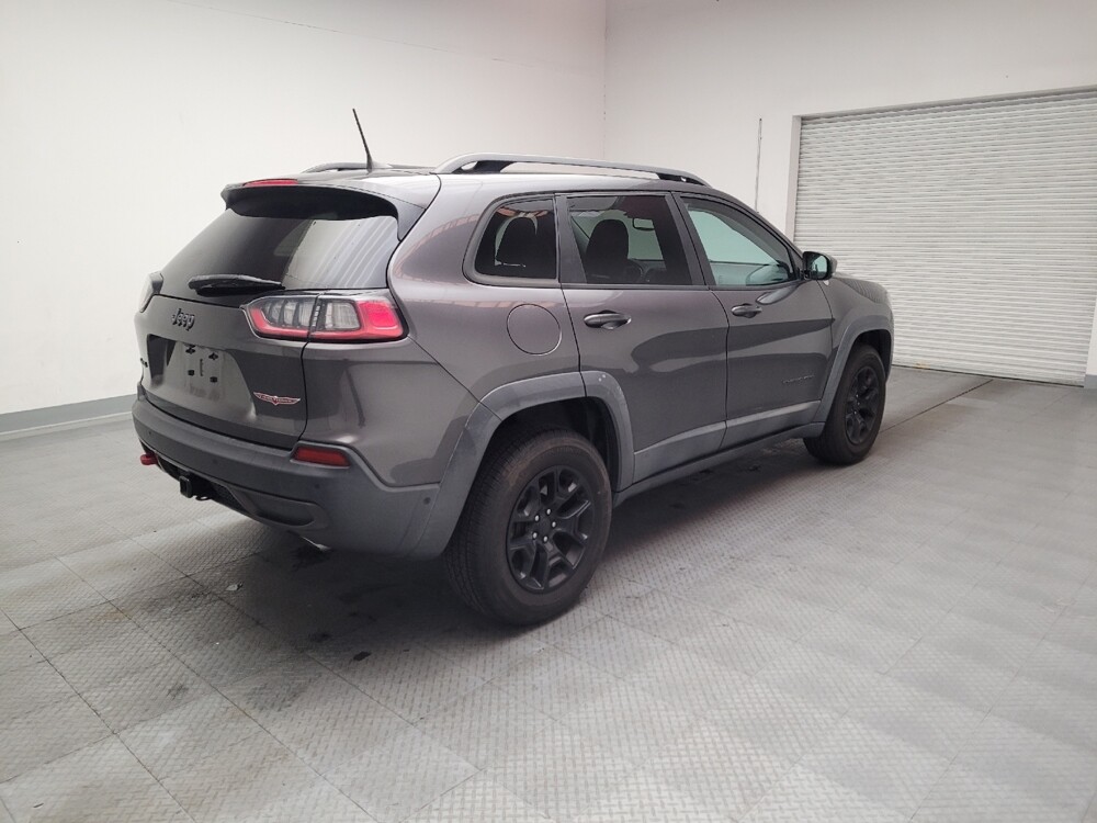 2019 Jeep Cherokee in Downey, CA 90241 - 18126652 9