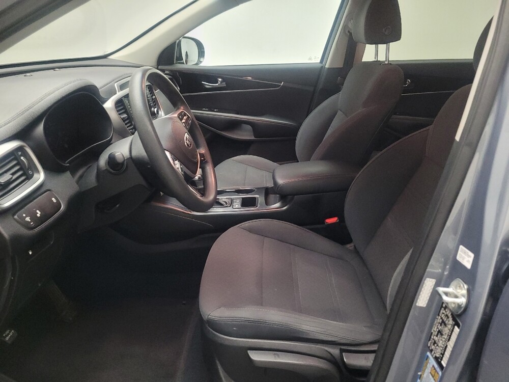 2020 Kia Sorento in Downey, CA 90241 - 18126653 17