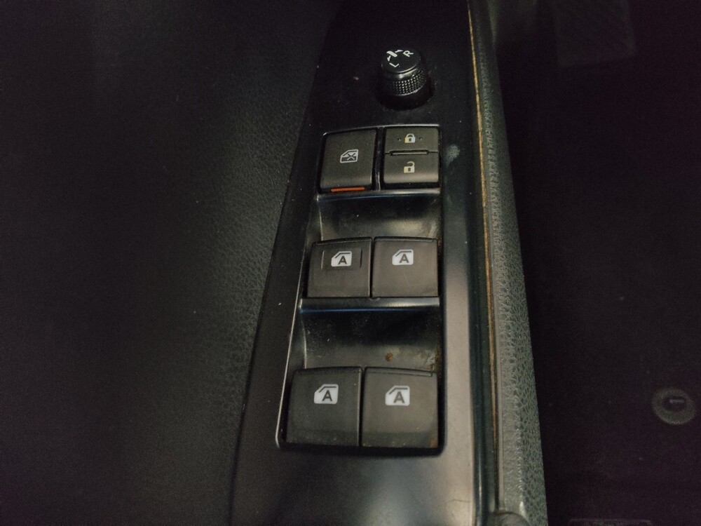 2018 Toyota Camry in Albany, GA 31705 - 18126658 27