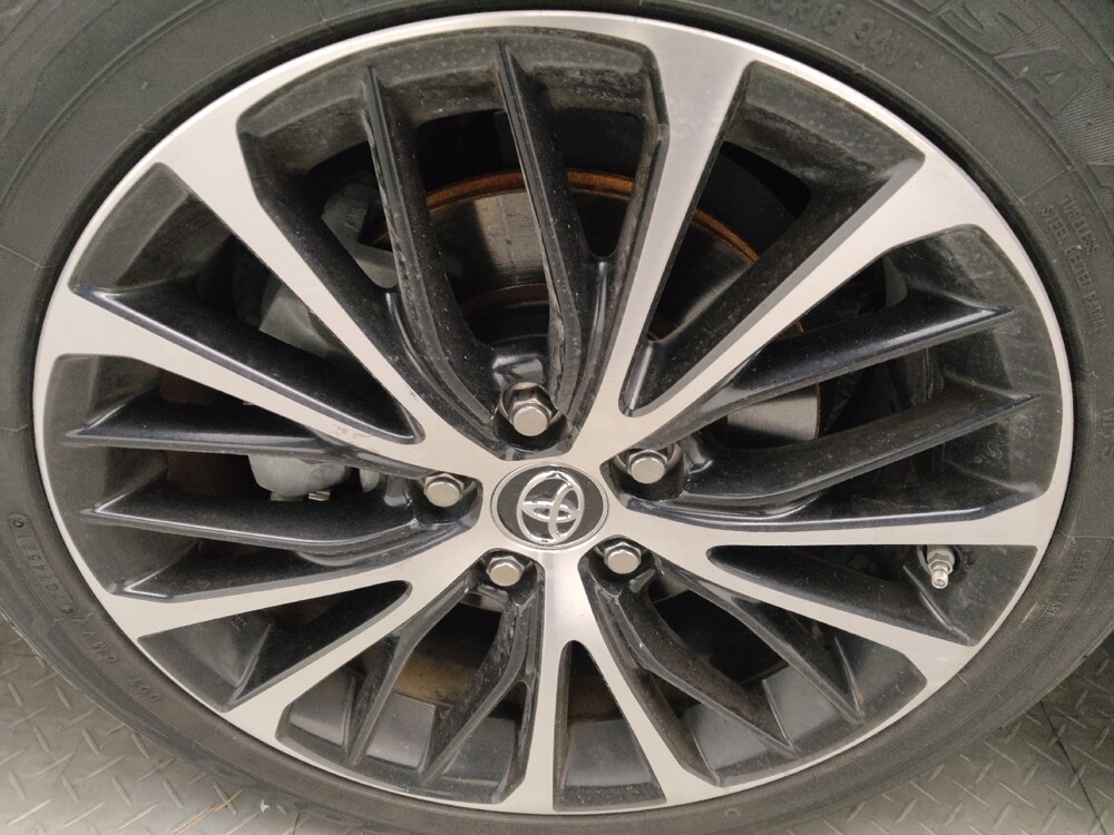 2018 Toyota Camry in Albany, GA 31705 - 18126658 31