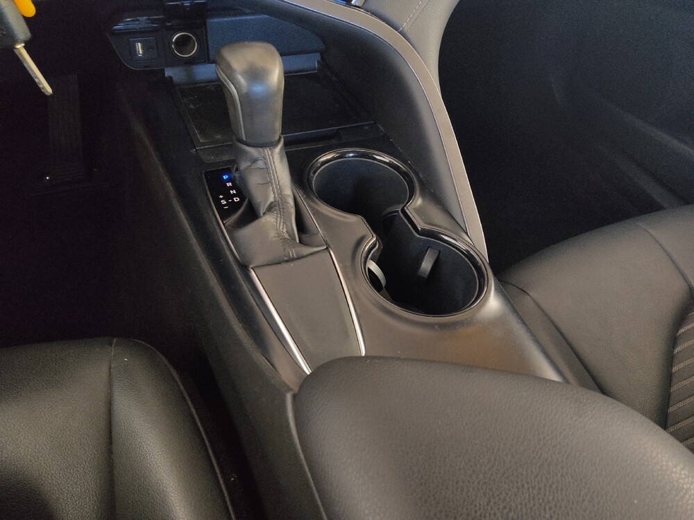 2018 Toyota Camry in Albany, GA 31705 - 18126658 26