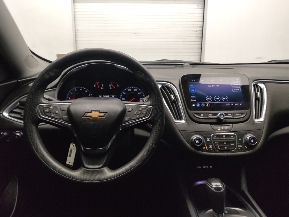 2020 Chevrolet Malibu in Birmingham, AL 35215 - 18126660 22