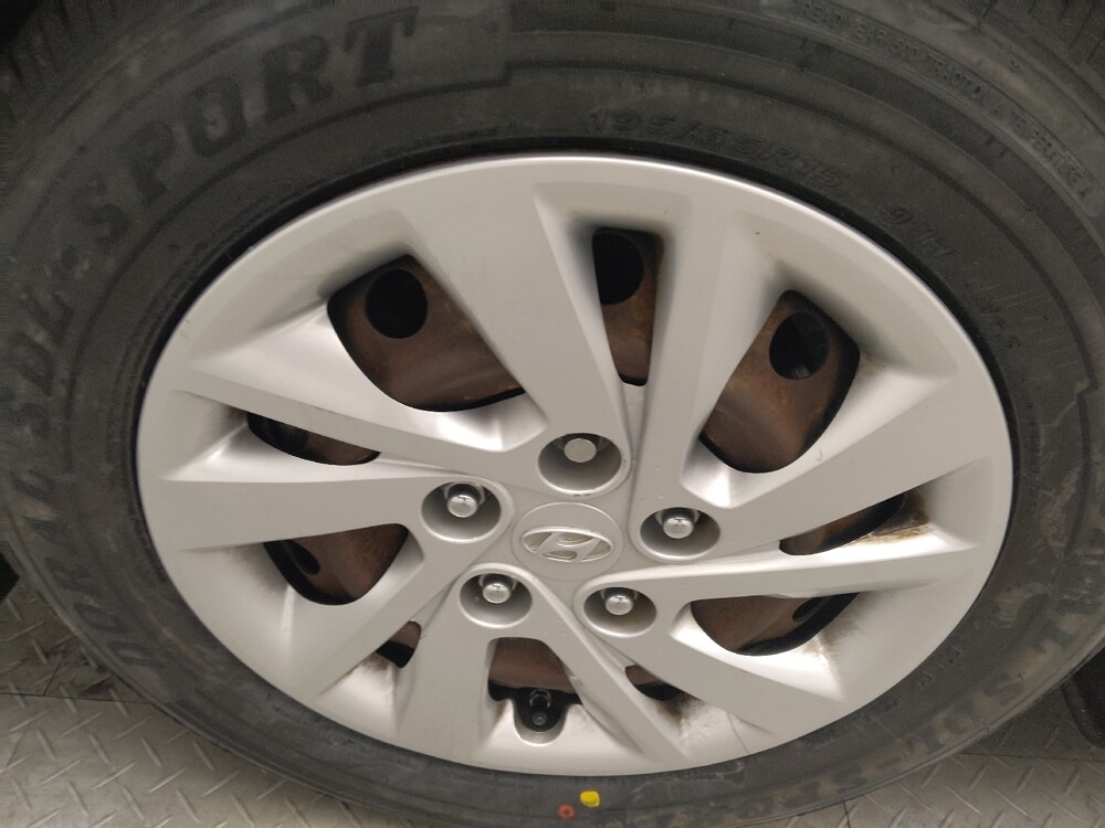 2019 Hyundai Elantra in Birmingham, AL 35215 - 18126666 31