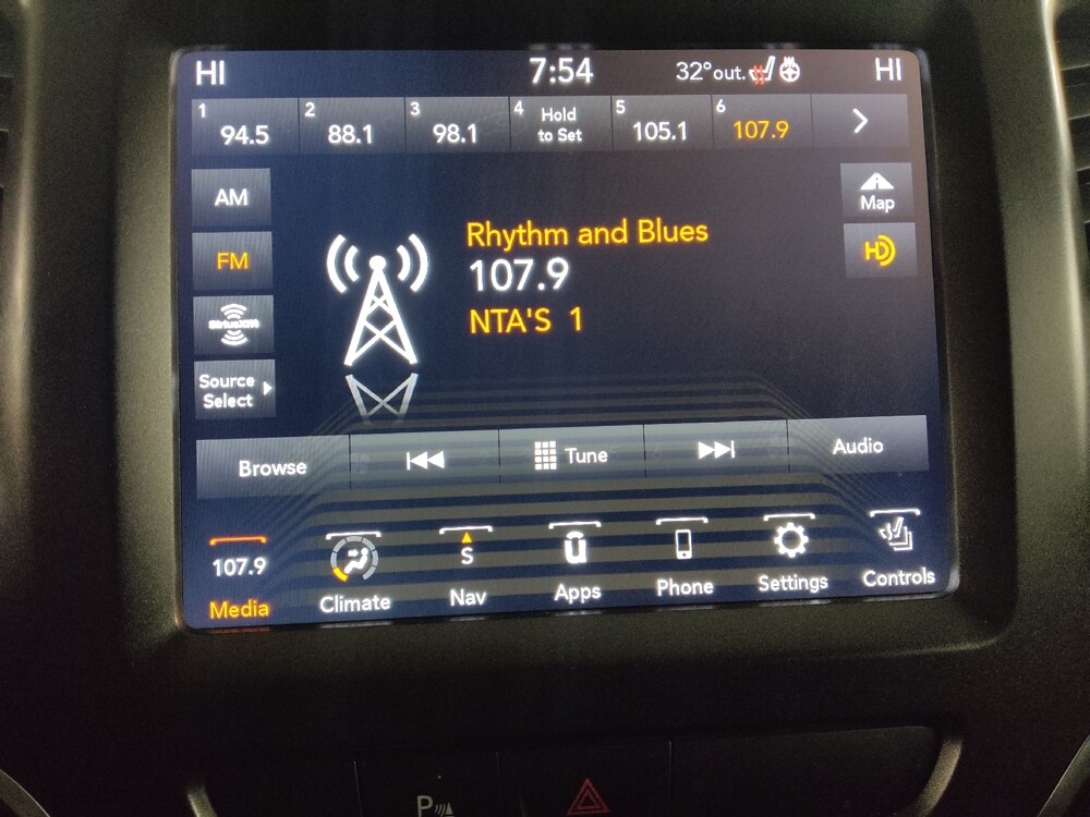 2020 Jeep Cherokee in Athens, GA 30606 - 18126669 25