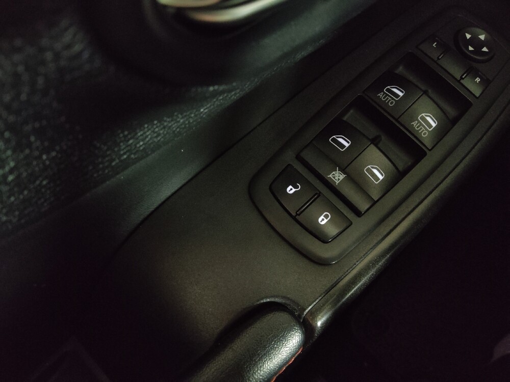 2020 Jeep Cherokee in Athens, GA 30606 - 18126669 27