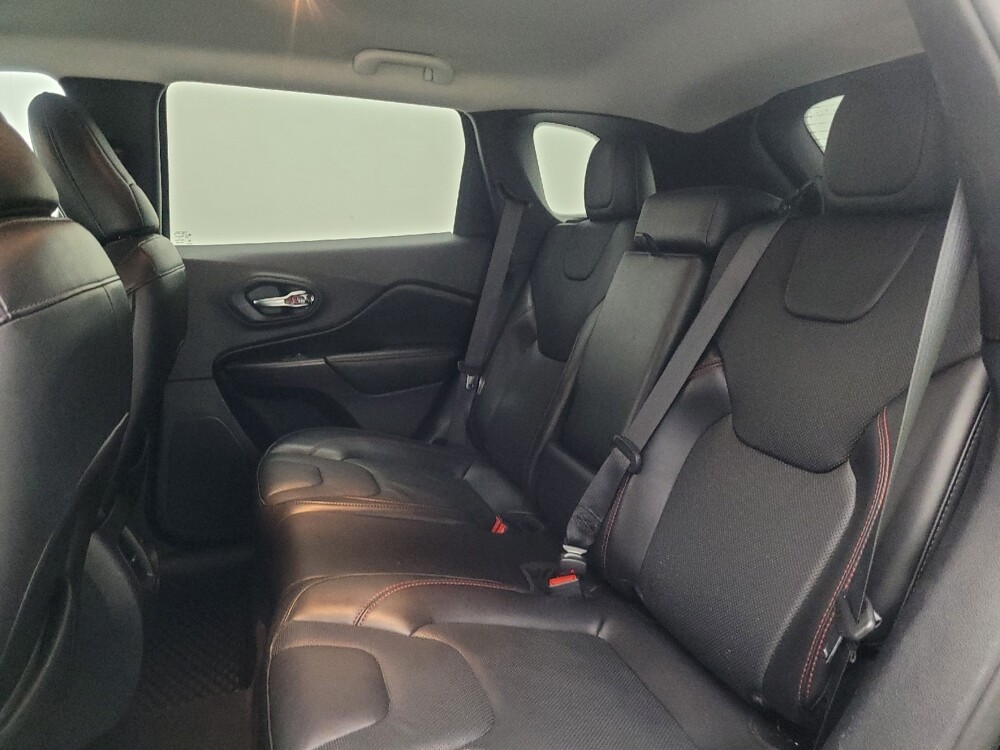 2020 Jeep Cherokee in Athens, GA 30606 - 18126669 18