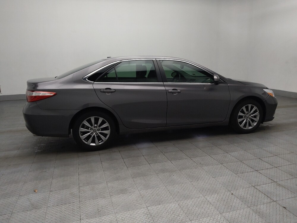 2015 Toyota Camry in Birmingham, AL 35215 - 18126672 10