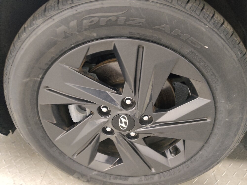 2023 Hyundai Elantra in Stone Mountain, GA 30083 - 18126675 31