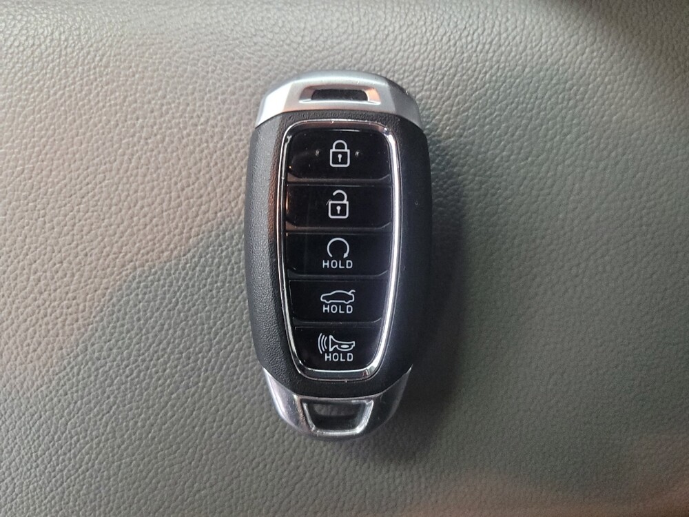 2023 Hyundai Elantra in Stone Mountain, GA 30083 - 18126675 32