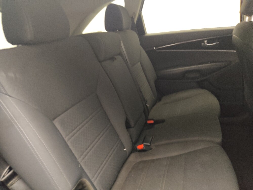 2020 Kia Sorento in Birmingham, AL 35215 - 18126676 19